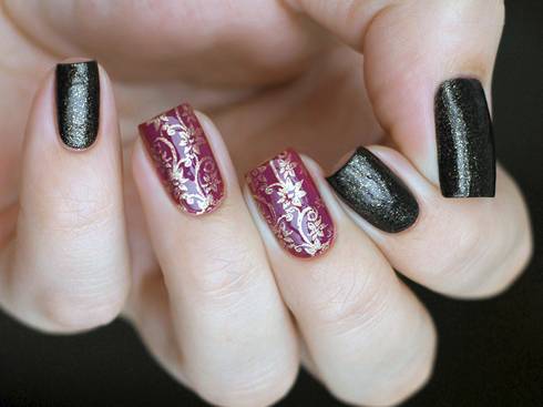 Стемпинг для ногтей: особенности процедуры