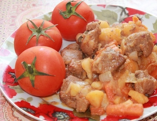 как приготовить жаркое по-домашнему из свинины в кастрюле