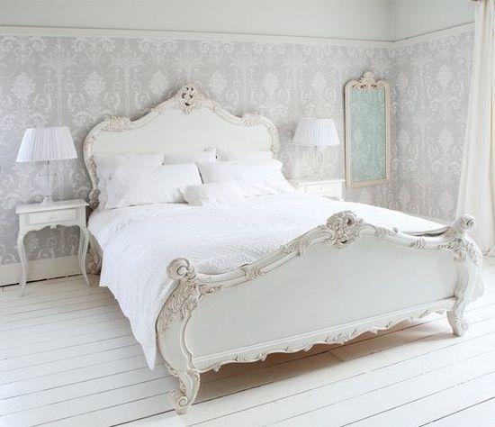 Обои в спальню