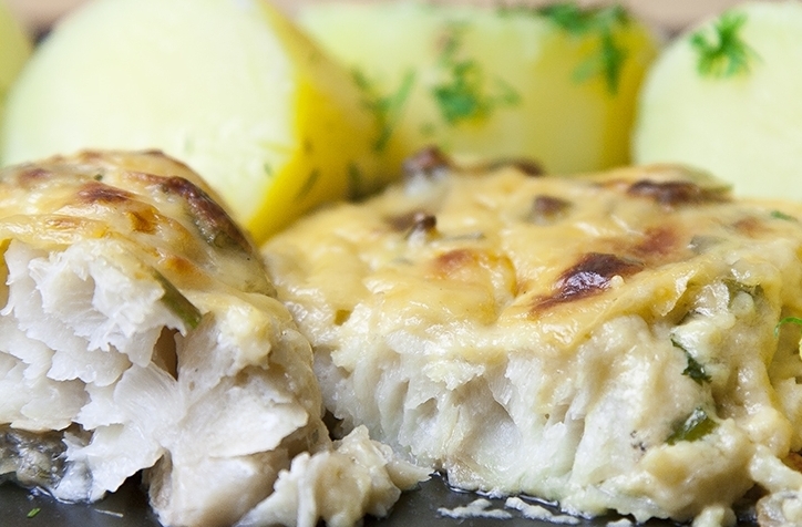 Треска, запеченная с сыром