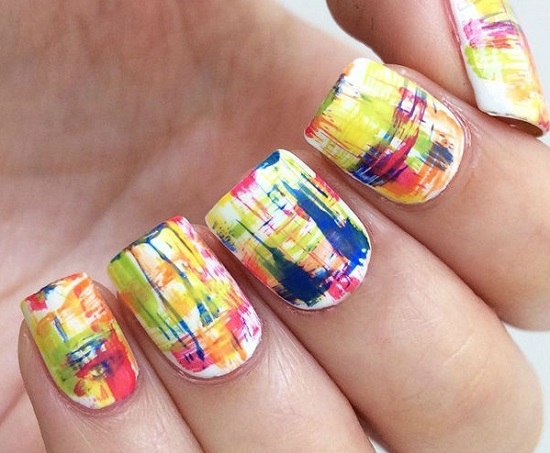 Гель-лак на короткие ногти яркий