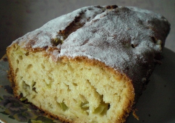 Кекс с ревенем