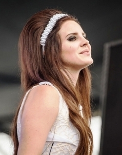 Как делать начес на длинные волосы?