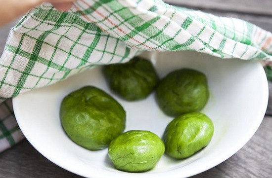 Шпинатное тесто на кефире