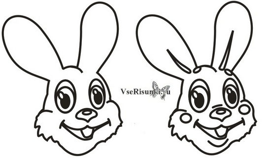 Добавляем нос, улыбающийся рот с двумя зубами в центре и ямочки на щеках