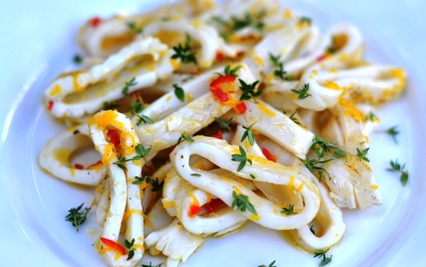 Жареные кальмары с рисовым вином