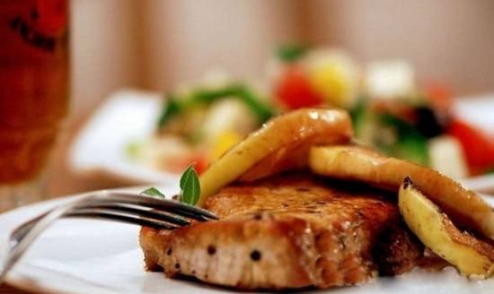 Мясо с шафрановым соусом