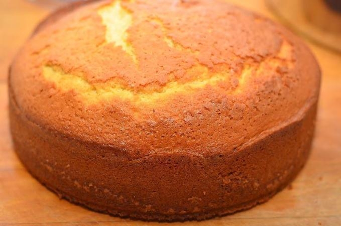 Шоколадный бисквит: рецепт в мультиварке