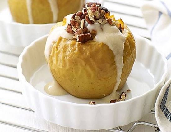 Как запечь яблоки в мультиварке