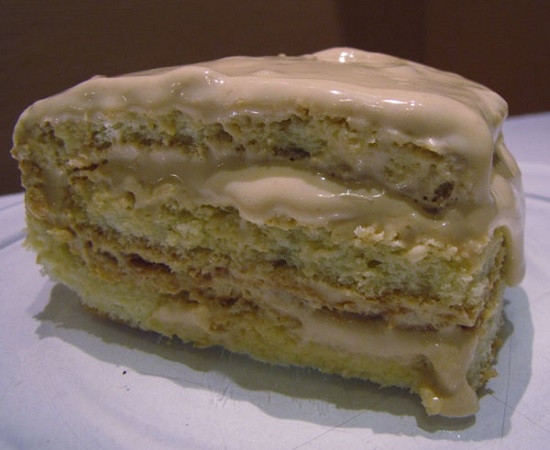 Крем из вареной сгущенки для бисквитных коржей