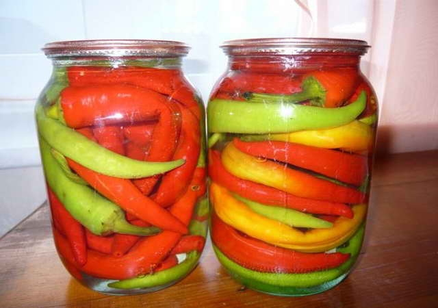 Маринованный горький перец: рецепт