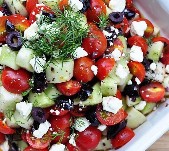 Классический греческий вариант деревенского салата