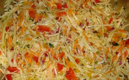 Праздничный салат из капусты