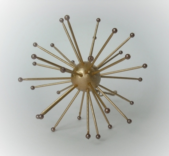 Елочная игрушка из зубочисток